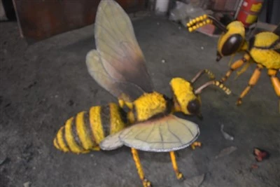 Animatronic Bee