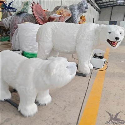 Animatronic polar bear